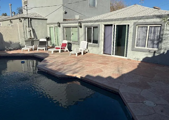 The Sinatra Full Kitchen And Swimming Pool Walk To Arts Roosevelt Row Convention Center Asu Downtown Guest house 3*